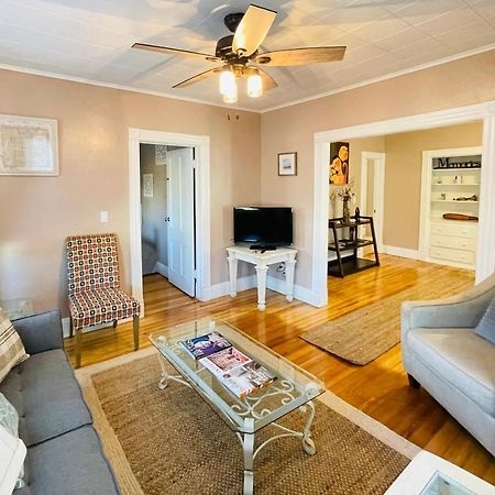 Delightful 2Br Apartment With Balcony - 15 Min From Mohegan Sun- Foxwoods Casinos & Mystic New London Εξωτερικό φωτογραφία