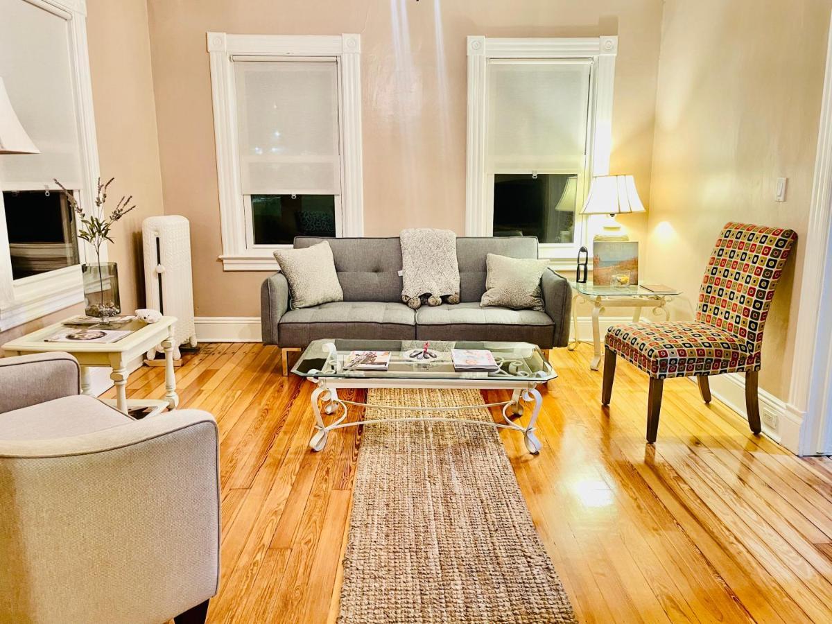 Delightful 2Br Apartment With Balcony - 15 Min From Mohegan Sun- Foxwoods Casinos & Mystic New London Εξωτερικό φωτογραφία