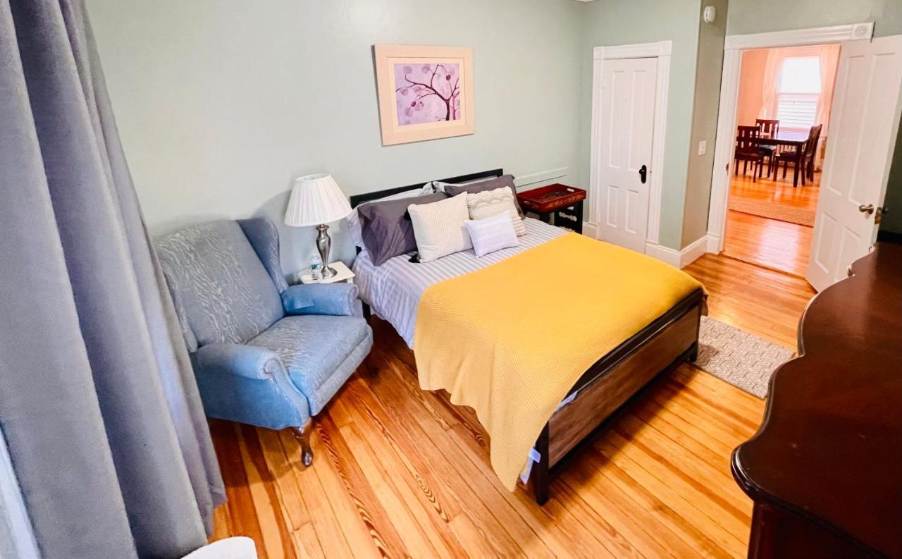 Delightful 2Br Apartment With Balcony - 15 Min From Mohegan Sun- Foxwoods Casinos & Mystic New London Εξωτερικό φωτογραφία