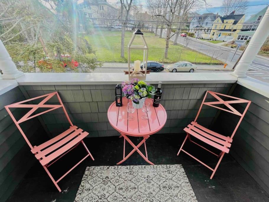 Delightful 2Br Apartment With Balcony - 15 Min From Mohegan Sun- Foxwoods Casinos & Mystic New London Εξωτερικό φωτογραφία