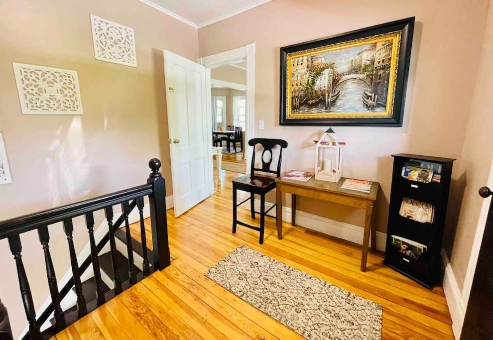 Delightful 2Br Apartment With Balcony - 15 Min From Mohegan Sun- Foxwoods Casinos & Mystic New London Εξωτερικό φωτογραφία