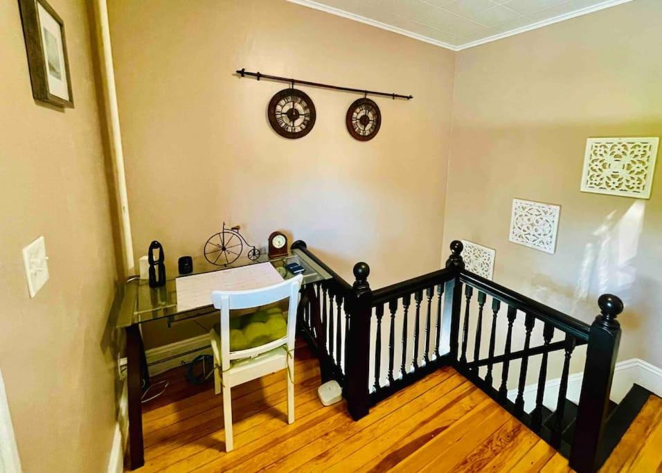 Delightful 2Br Apartment With Balcony - 15 Min From Mohegan Sun- Foxwoods Casinos & Mystic New London Εξωτερικό φωτογραφία