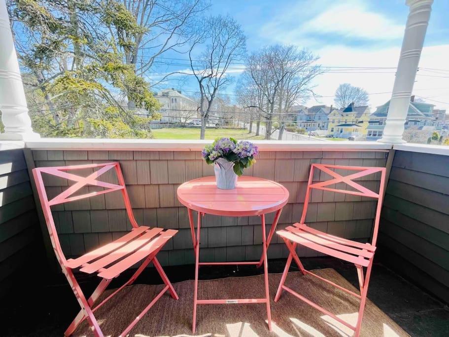 Delightful 2Br Apartment With Balcony - 15 Min From Mohegan Sun- Foxwoods Casinos & Mystic New London Εξωτερικό φωτογραφία