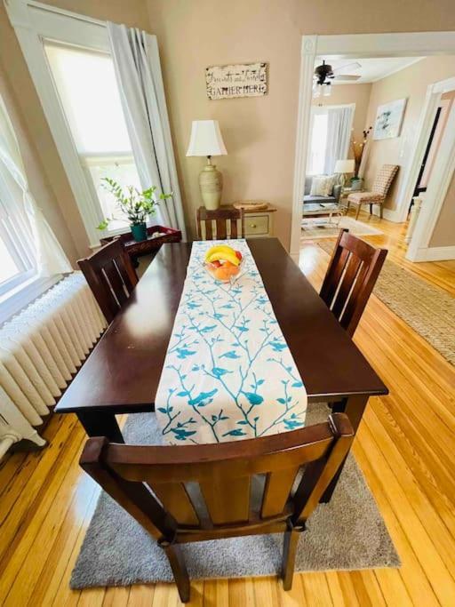 Delightful 2Br Apartment With Balcony - 15 Min From Mohegan Sun- Foxwoods Casinos & Mystic New London Εξωτερικό φωτογραφία