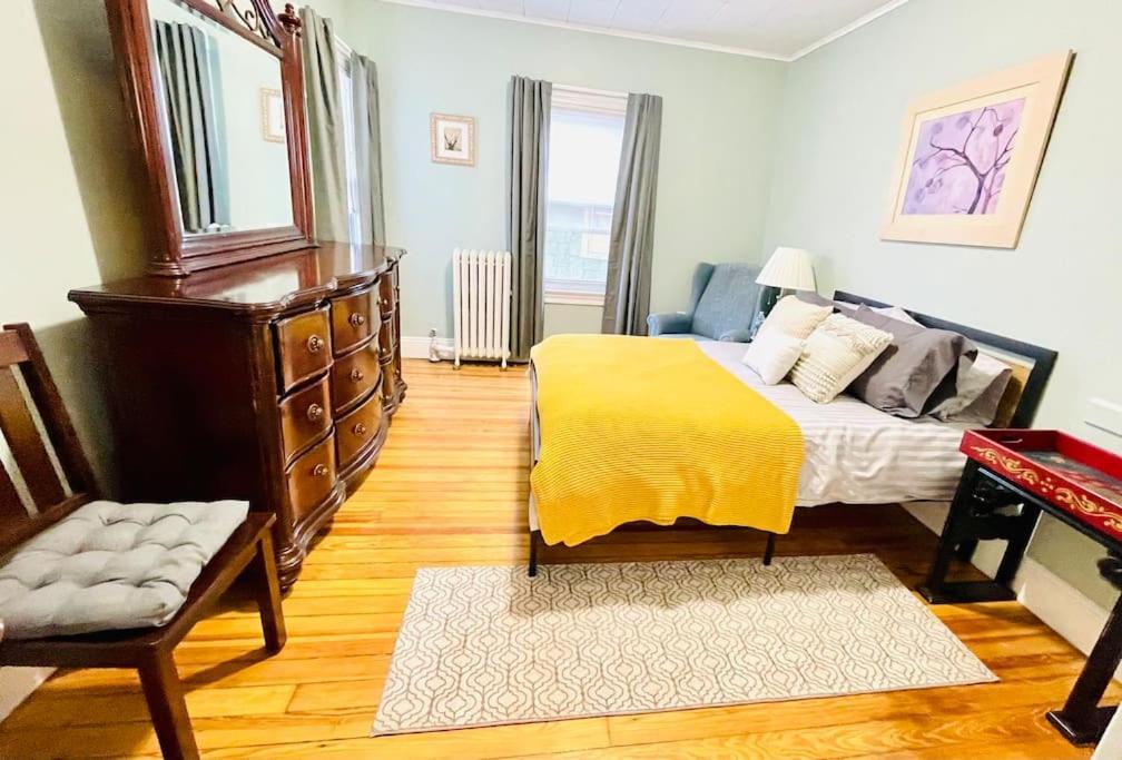 Delightful 2Br Apartment With Balcony - 15 Min From Mohegan Sun- Foxwoods Casinos & Mystic New London Εξωτερικό φωτογραφία